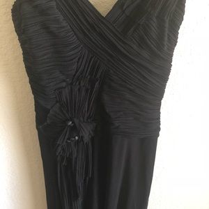 BCBG MAXAZRIA Dress. REDUCED PRICE....NO OFFER